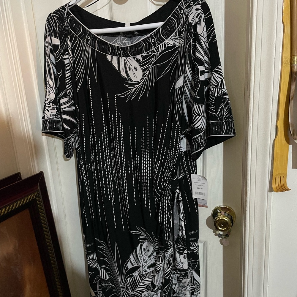Black and white dress